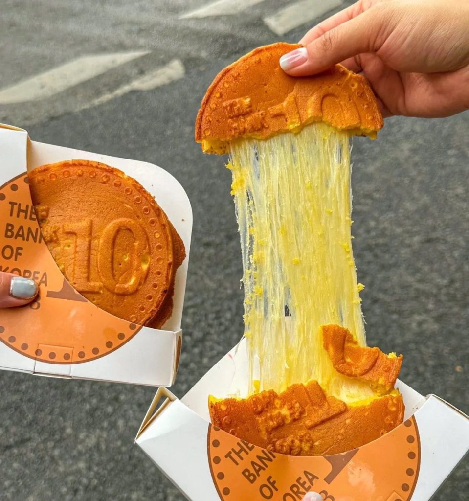 VIRAL KOREAN CHEESY COIN BREAD, UFO BURGERS, MALA IN A CUP & MORE AT