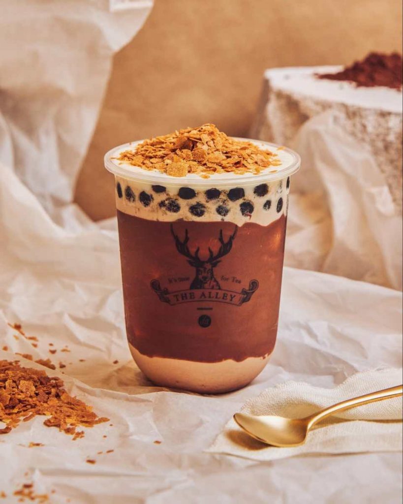 The Alley’s New Crunchy Milk Tea Series With Crumbled Biscuit Topping