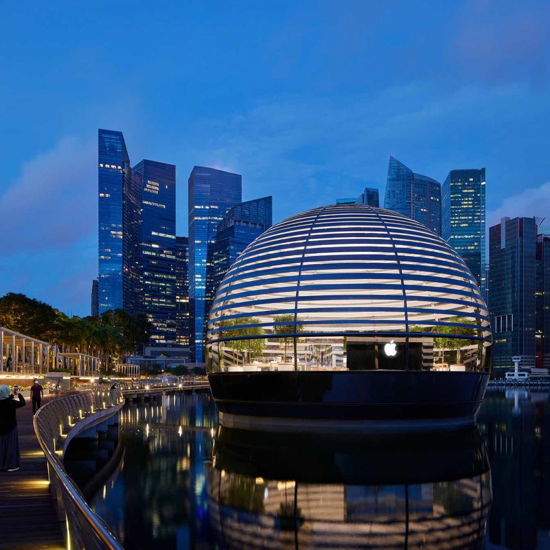 FLOATING-APPLE-STORE-MARINA-BAY-SANDS-SINGAPORE