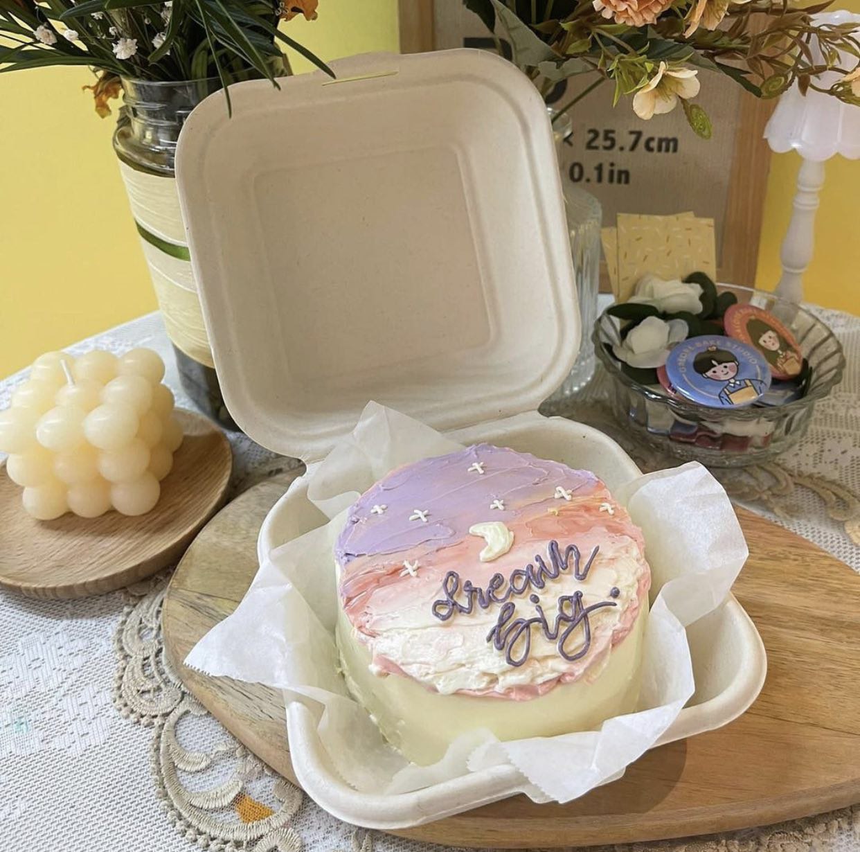 Customisable Korean Bento Cake (Ohhh Daisy)  Giftr - Singapore's Leading  Online Gift Shop