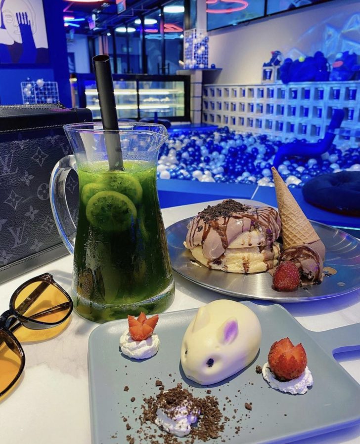 SMILE DESSERT OPENS BLUETHEMED CAFÉ GR.ID MALL Shout