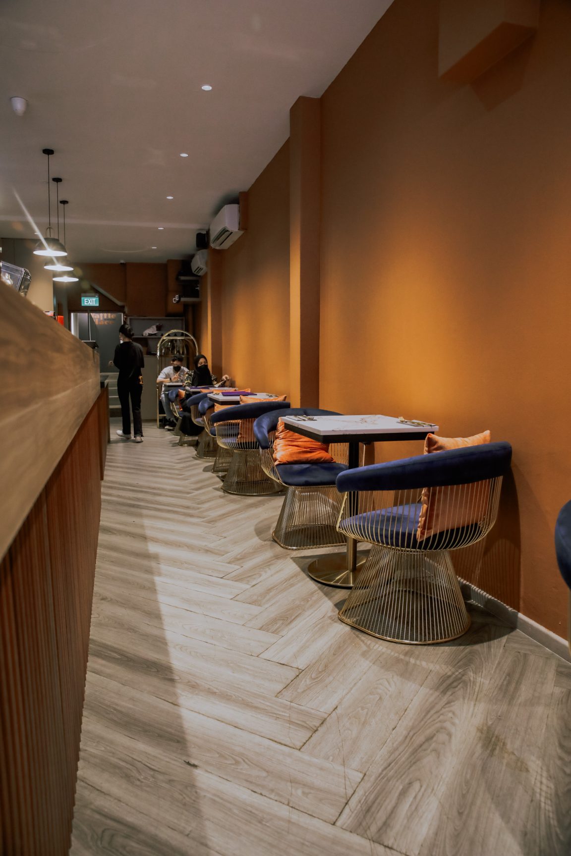 SINGAPORE’S FIRST HALAL SPECIALTY WAFFLE CAFÉ WITH PREMIUM WAFFLES