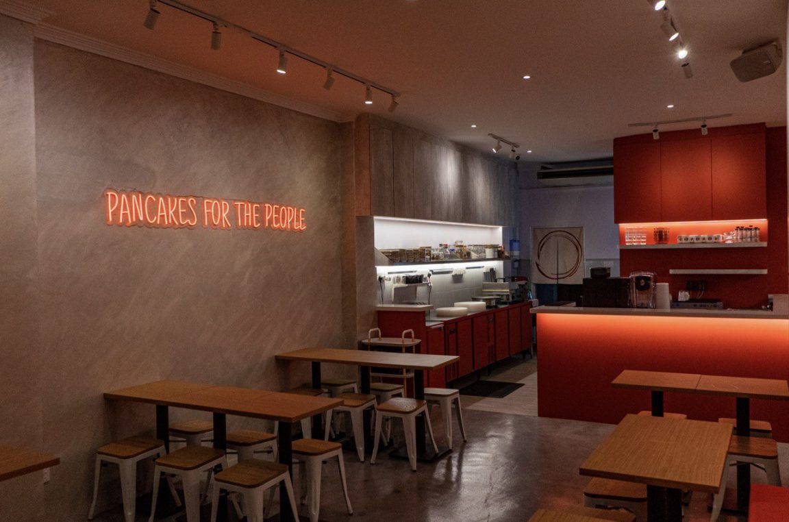 HALAL GOURMET PANCAKE & CRÊPE SPECIALTY CAFÉ WITH PANCAKES FROM ALL