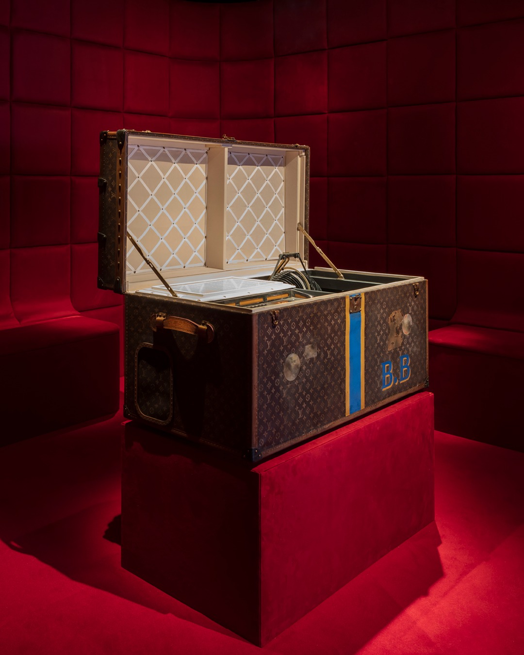 Louis Vuitton bespoke trunks: Pure beauty - ICON Singapore