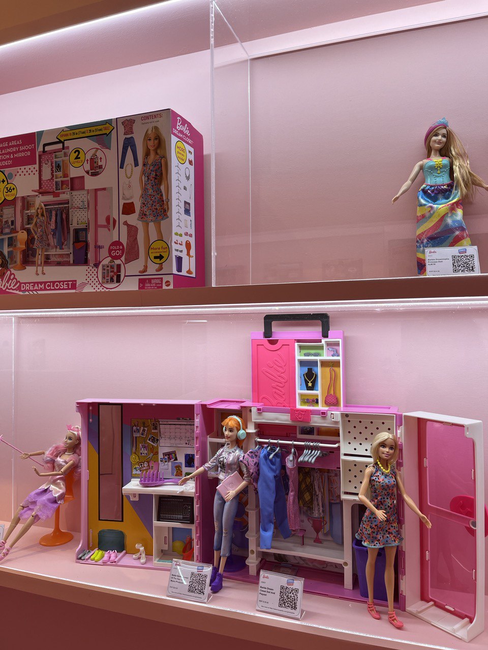 Over 600 Barbie Dolls On Display At The House Of Dreams Exhibition In Ion  Orchard