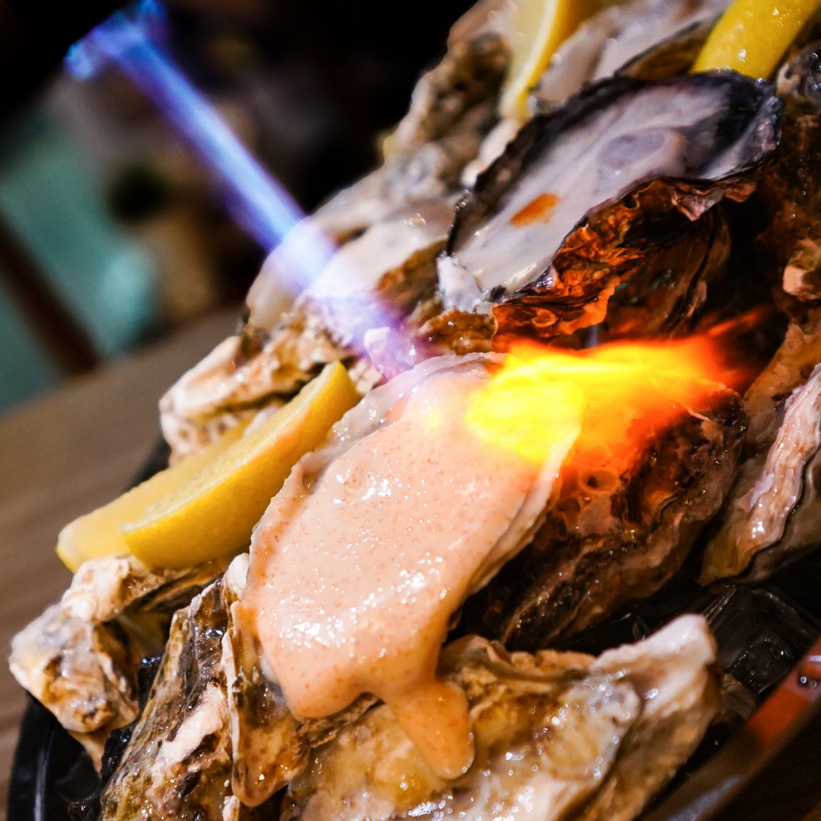 UNLIMITED OYSTER BUFFET WITH TORCHED MENTAIKO & TRUFFLE SAUCE AT 42