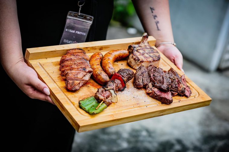 THIS STEAKHOUSE HAS AUTHENTIC FRENCH STEAK FRITES WITH UNLIMITED