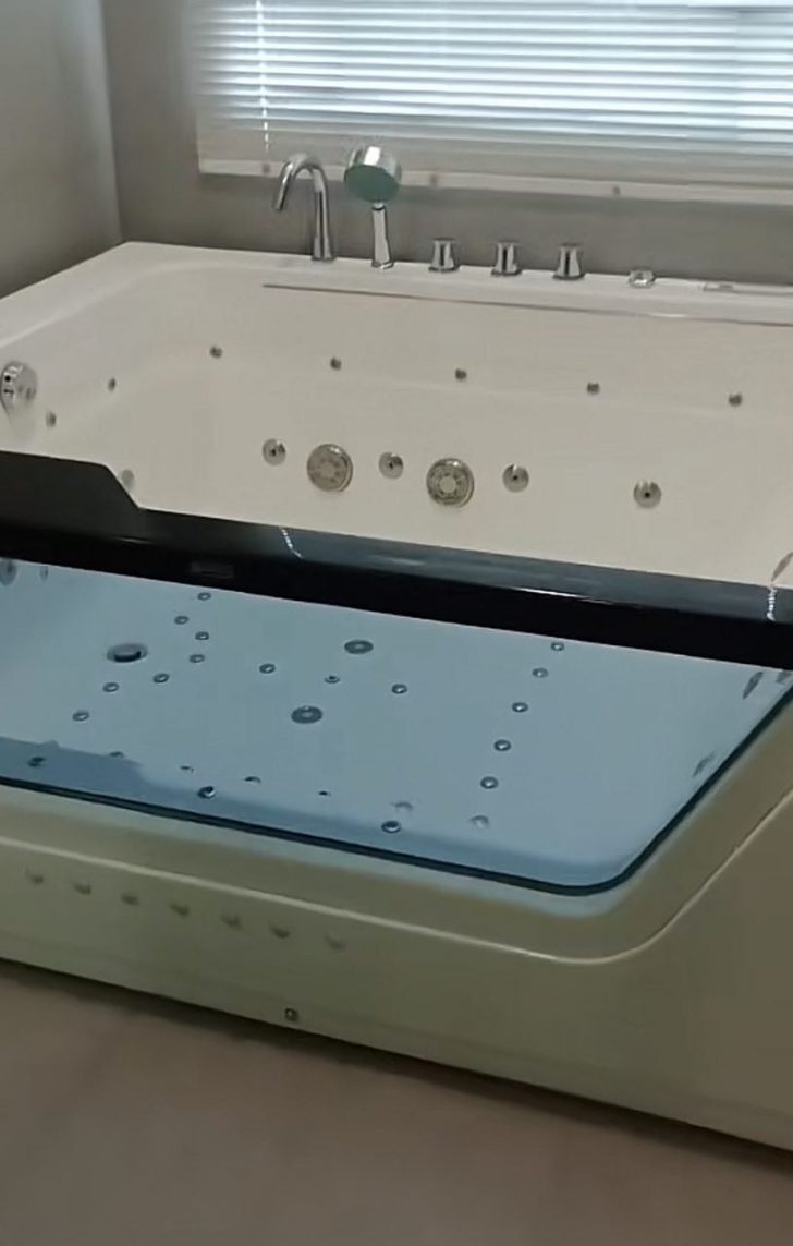 JAPANESEINSPIRED MINIMALIST HOTEL IN JOHOR BAHRU HAS INROOM JACUZZIS