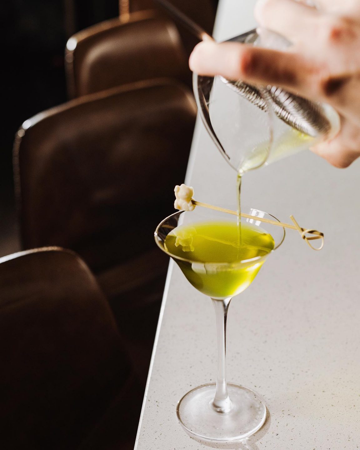 NUTMEG & CLOVE HAS FREE FLOW CHICKEN SANDWICHES DAILY DURING HAPPY HOUR