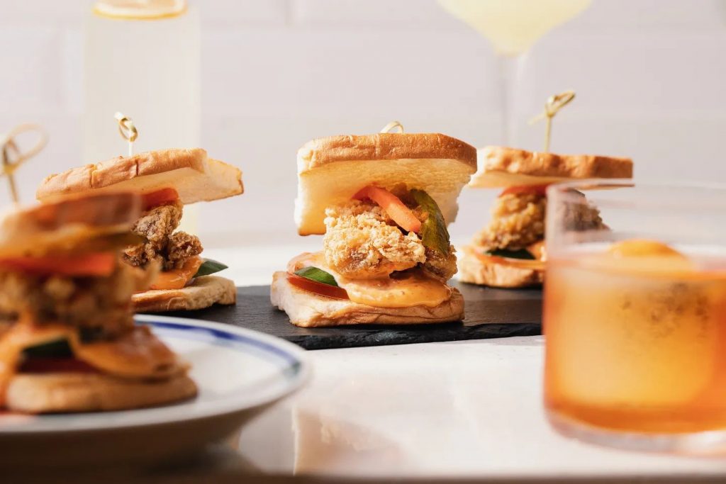 NUTMEG & CLOVE HAS FREE FLOW CHICKEN SANDWICHES DAILY DURING HAPPY HOUR