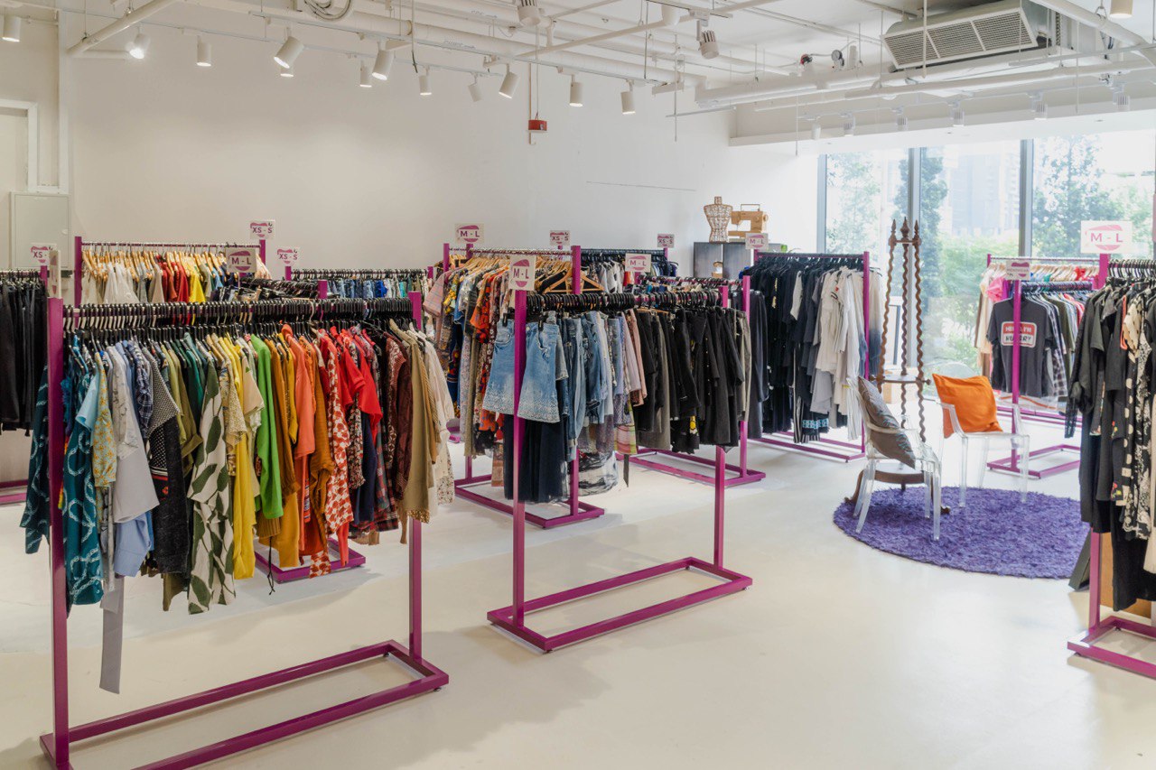 THRIFT STORES IN SINGAPORE TO SHOP VINTAGE DESIGNER PIECES FROM GUCCI,  CHANEL, LOUIS VUITTON, HERMÈS, DIOR & MORE! - Shout