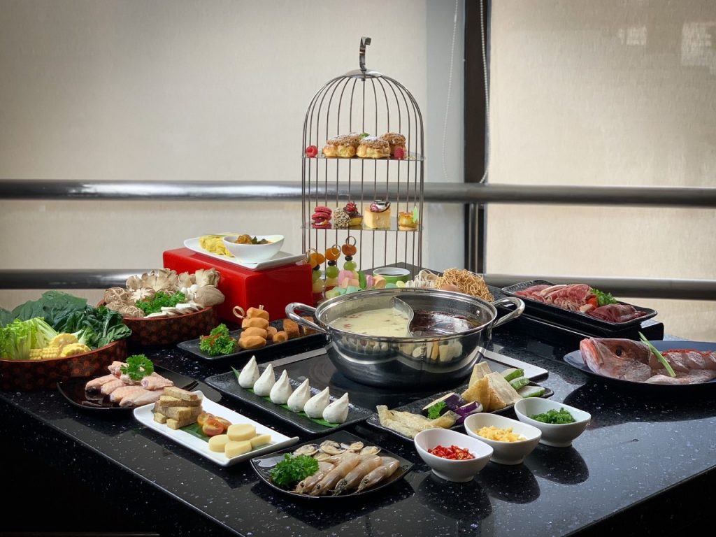 DINE FOR FREE WITH 3 PAYING ADULTS AT THIS HALAL SEAFOOD STEAMBOAT