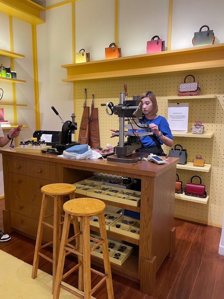 WORLD’S FIRST-EVER COACH CAFÉ IN SINGAPORE: EXCLUSIVE MENU ITEMS ...