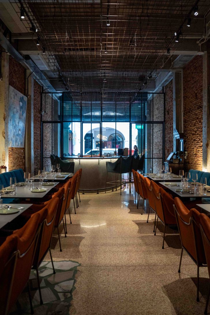 TEMPT: RUSTIC INDUSTRIAL-STYLE GASTROBAR THAT SERVES PREMIUM EXOTIC ...