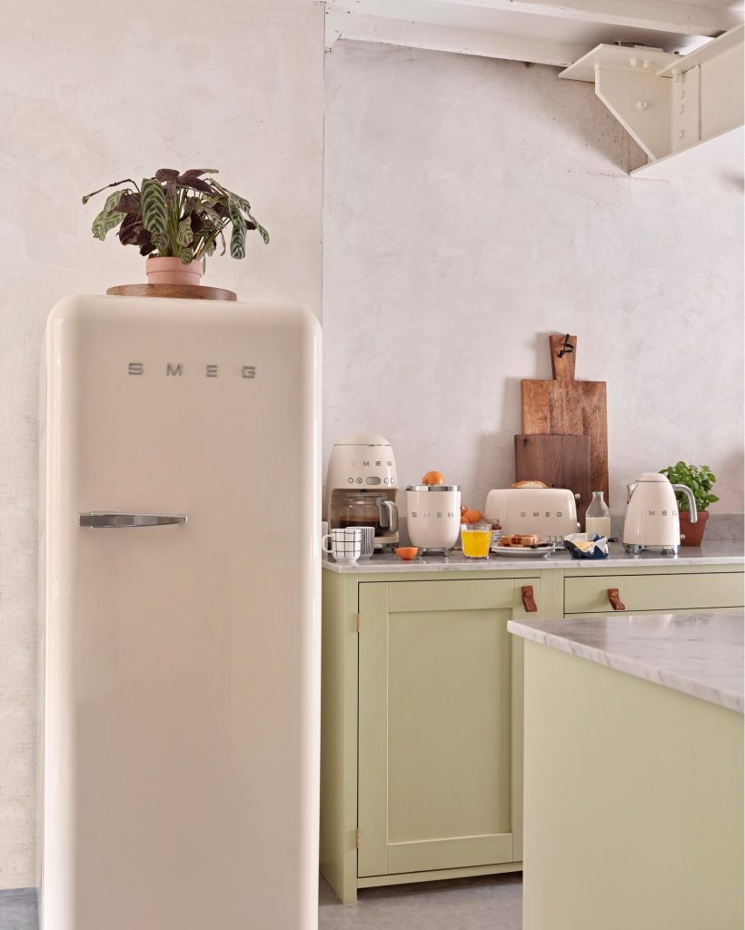 UP TO 87 OFF SMEG WAREHOUSE SALE, WITH COFFEE MACHINES, COOKWARE, BLENDERS, OVENS & MORE! Shout