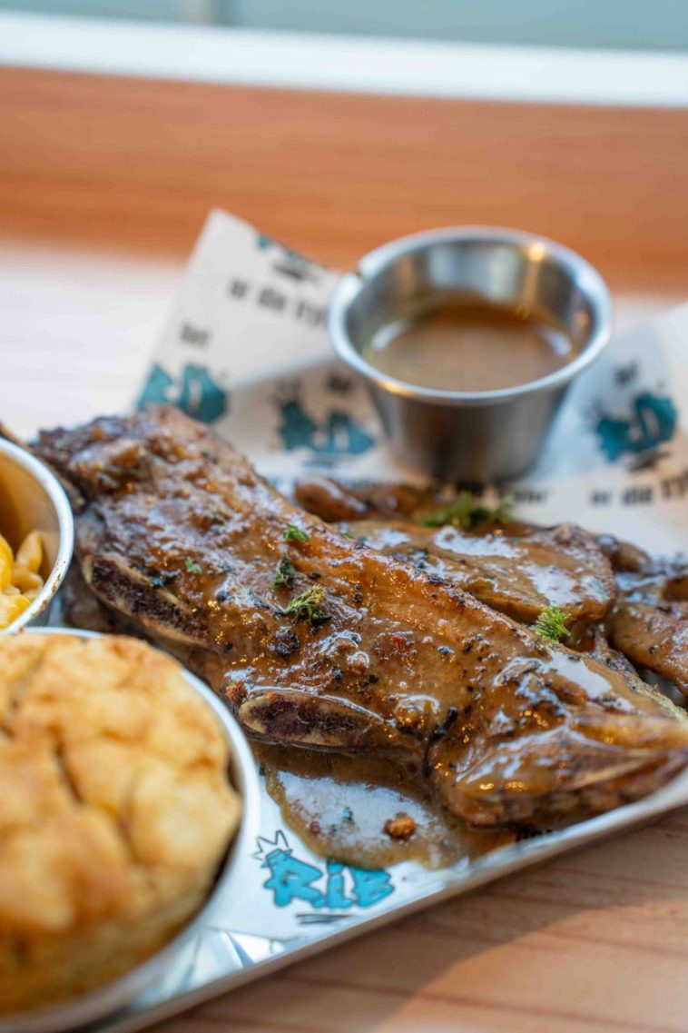 FIRST-EVER HALAL BBQ RIB SPECIALTY RESTAURANT BAR WITH BUILD-YOUR OWN ...