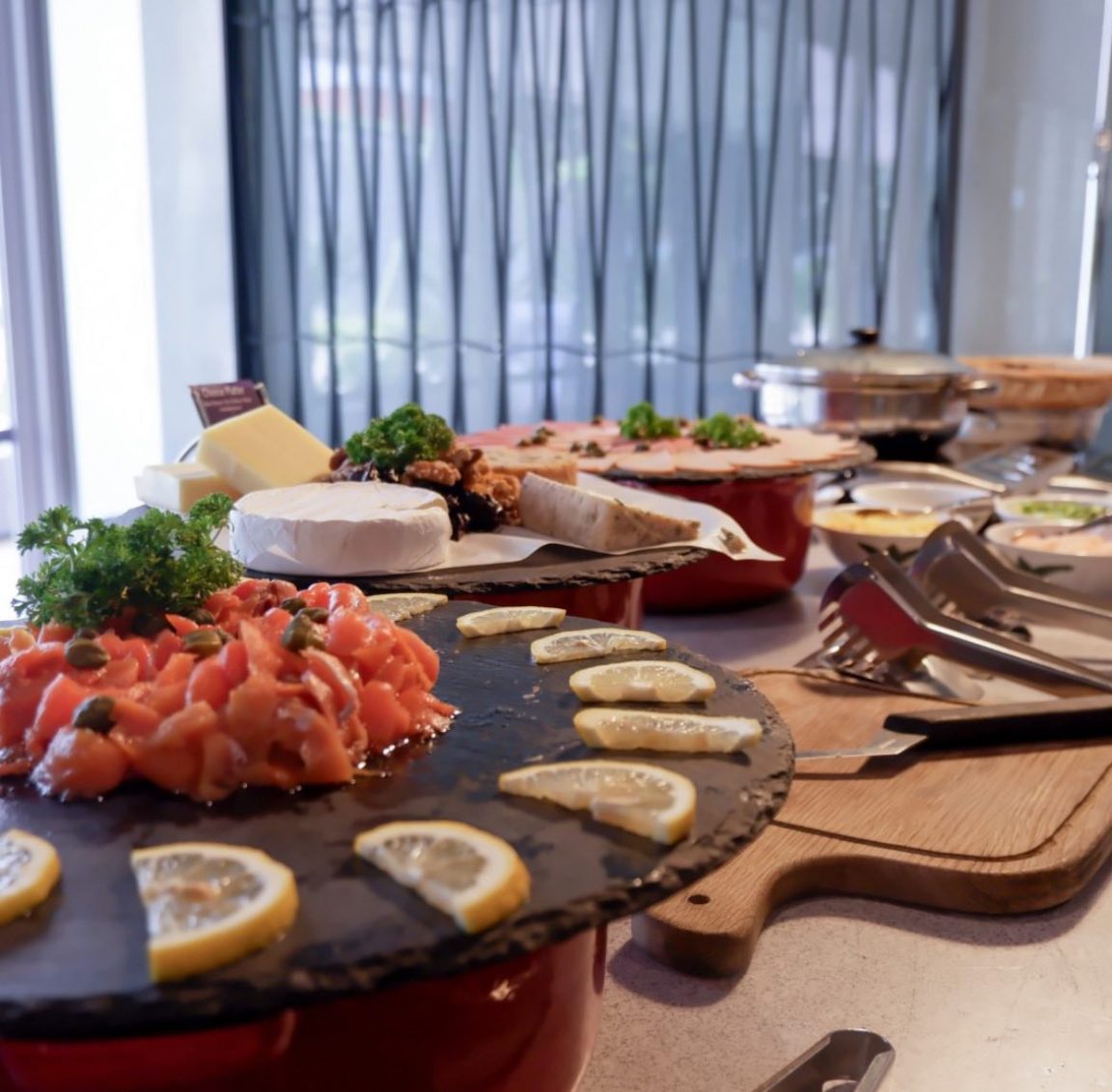 29.90++ SEAFOOD BUFFET AT FRASER CHANGI CITY HOTEL WITH LIVE PRAWNS