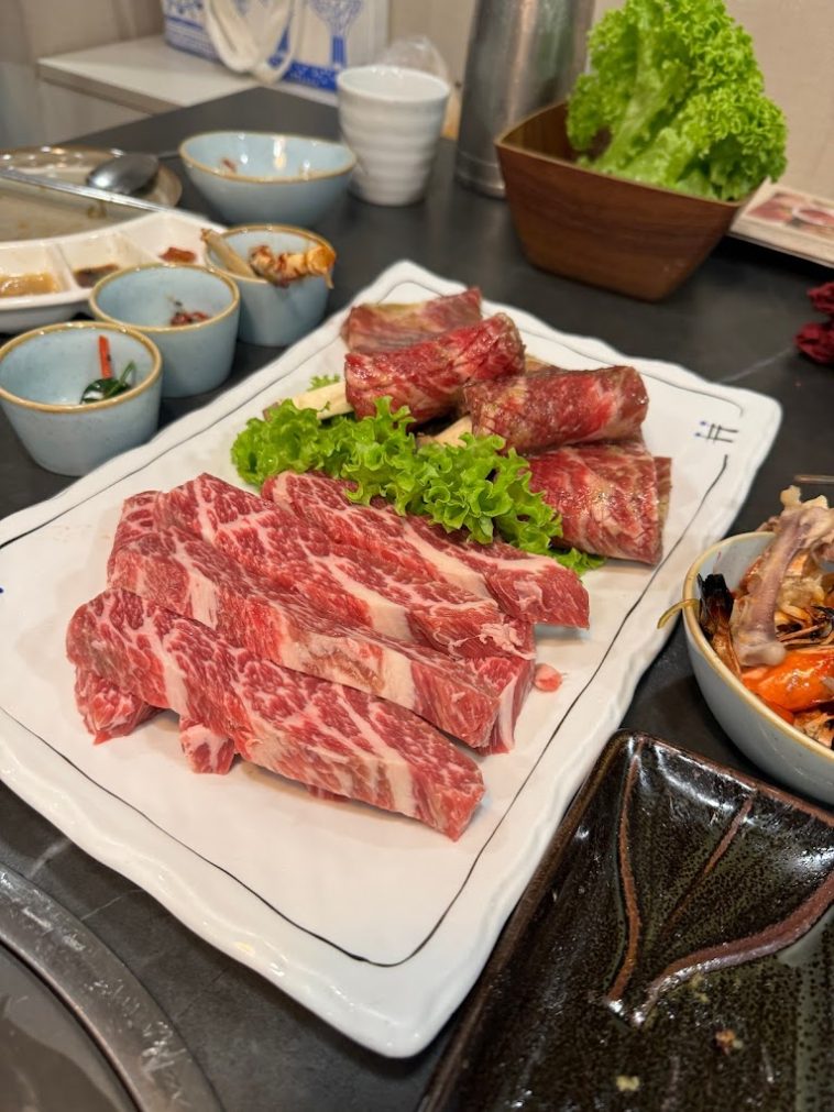 PREMIUM KBBQ BUFFET WITH UNLIMITED MARBLED BEEF SHORT RIB, LA GALBI